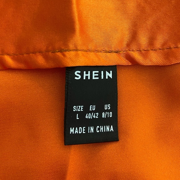 SHEIN skirt - Picture 2 of 3